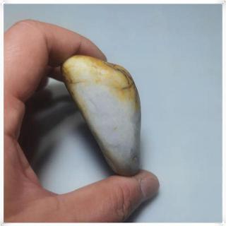 石仓和田玉鉴赏:火焰皮和田白玉手把