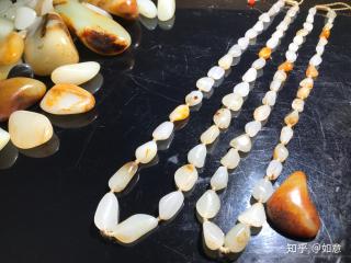 和田玉吊坠日常怎么保养?
